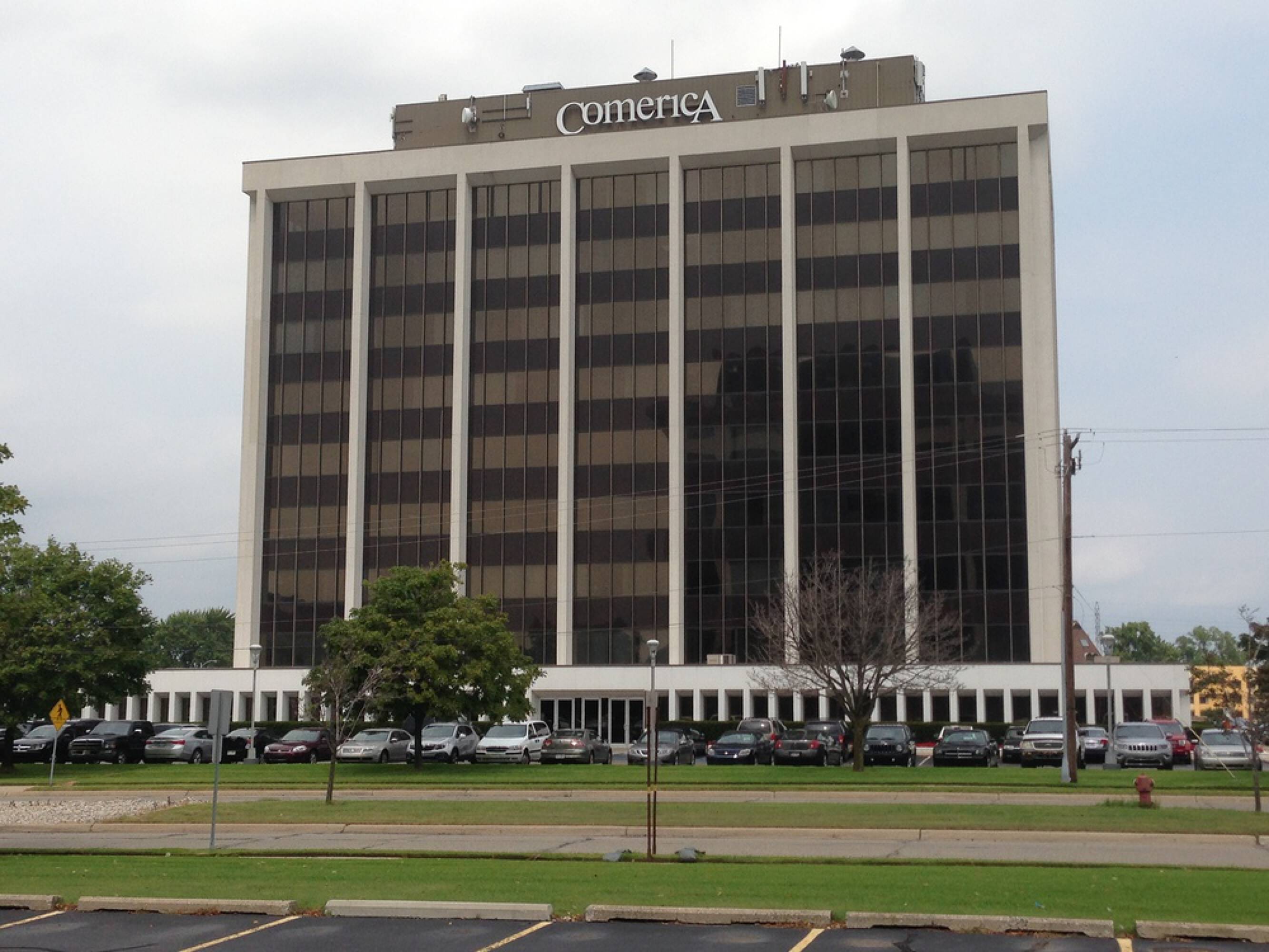 30500 Van Dyke Ave, Warren, MI 48093