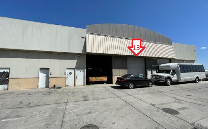 Pictures of Industrial property located at 10881 Santa Fe Ave E, Hesperia, CA 92345 for lease - image #1