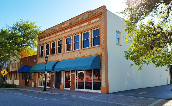 Pictures of Office property located at 518 12th St W, Bradenton, FL 34205 for lease - image #1