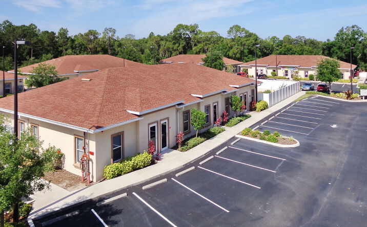 Pictures of Office property located at 862 62nd St Cir E, Bradenton, FL 34208 for lease - image #1
