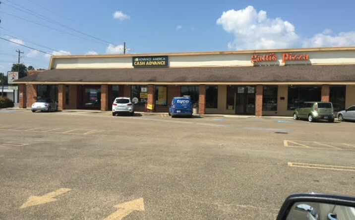 Pictures of Retail property located at 2237 W Laurel Ave, Eunice, LA 70535 for lease - image #1