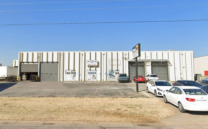 Pictures of Industrial property located at 1729 S Sabin St, Wichita, KS 67209 for lease - image #1