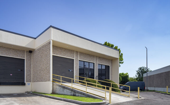 Pictures of Industrial property located at 4275 Arco Ln, North Charleston, SC 29418 for lease - image #1