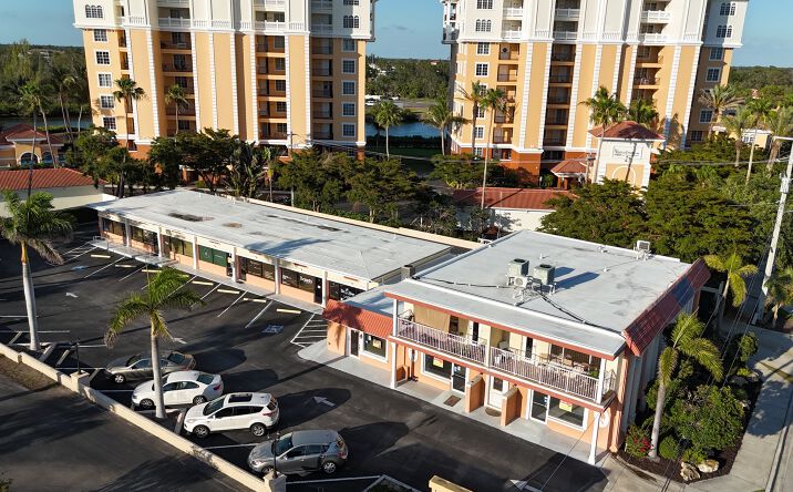 Pictures of Retail, Office property located at 127 Tampa Ave E, Venice, FL 34285 for lease - image #1