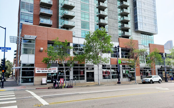 Pictures of Retail, Restaurant property located at 833 Market St, San Diego, CA 92101 for lease - image #1
