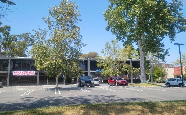 Pictures of Office, Retail property located at 4141 Katella Ave, Los Alamitos, CA 90720 for lease - image #1