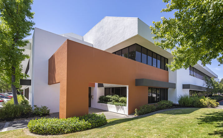 Pictures of Office property located at 1451 River Park Dr, Sacramento, CA 95815 for lease - image #1