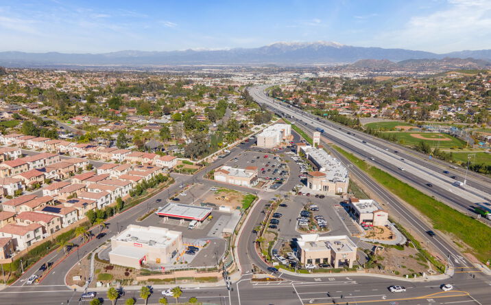Pictures of Retail, Restaurant property located at 1935 Foothill Pkwy, Corona, CA 92881 for lease - image #1