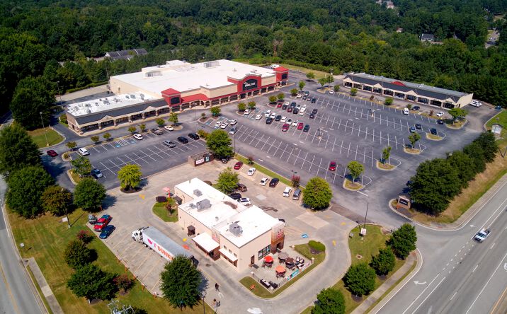 Pictures of Retail property located at 502 Furys Ferry Rd, Augusta, GA 30907 for lease - image #1
