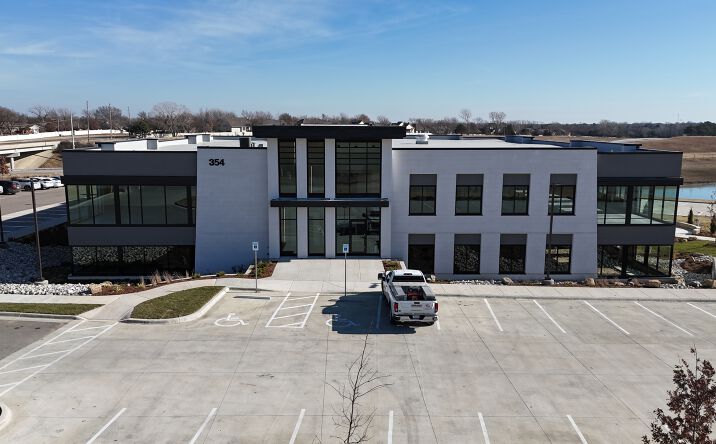 Pictures of Office property located at N 127th St E, Wichita, KS 67206 for lease - image #1