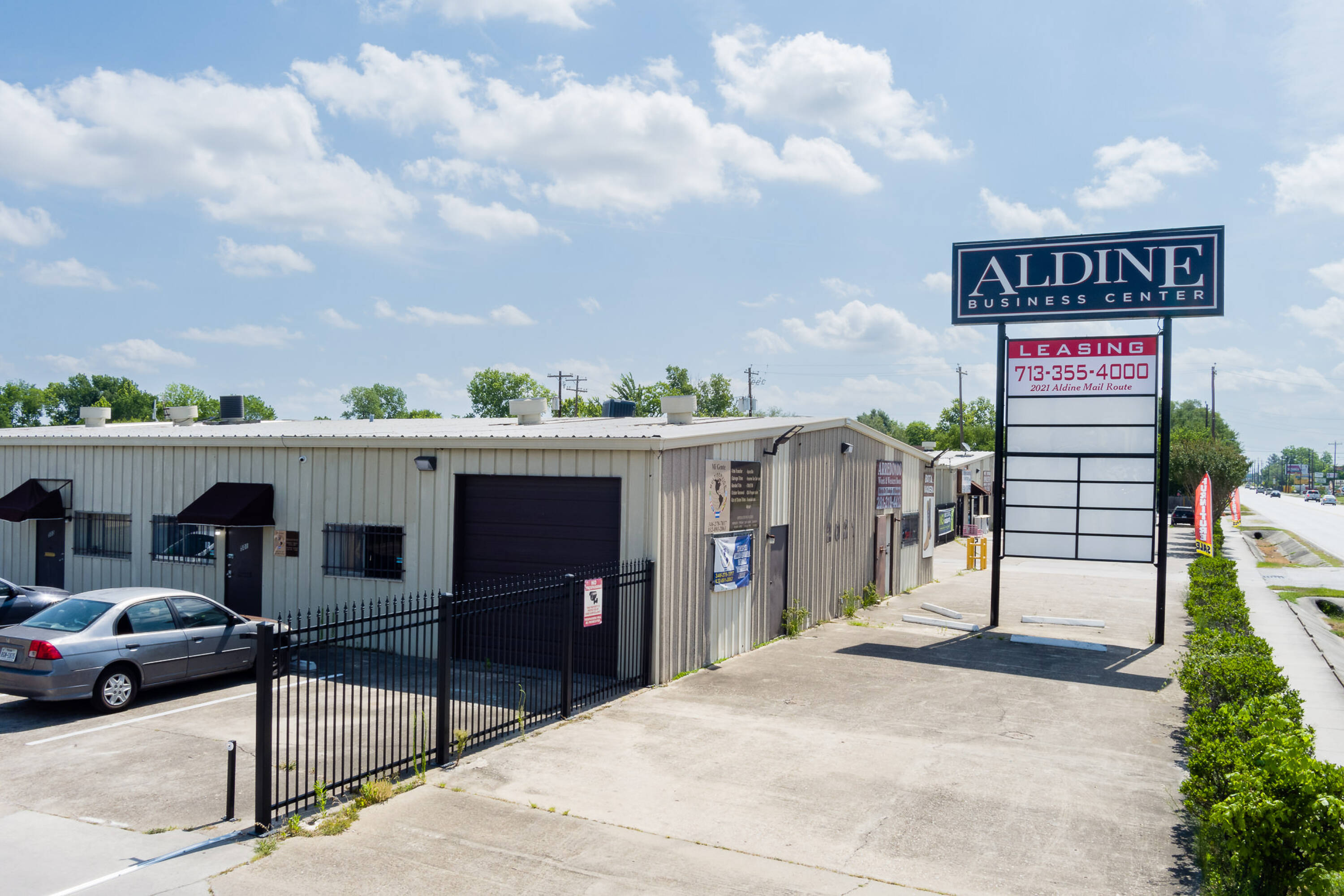 2021 Aldine Mail Rte Rd, Houston, TX 77039