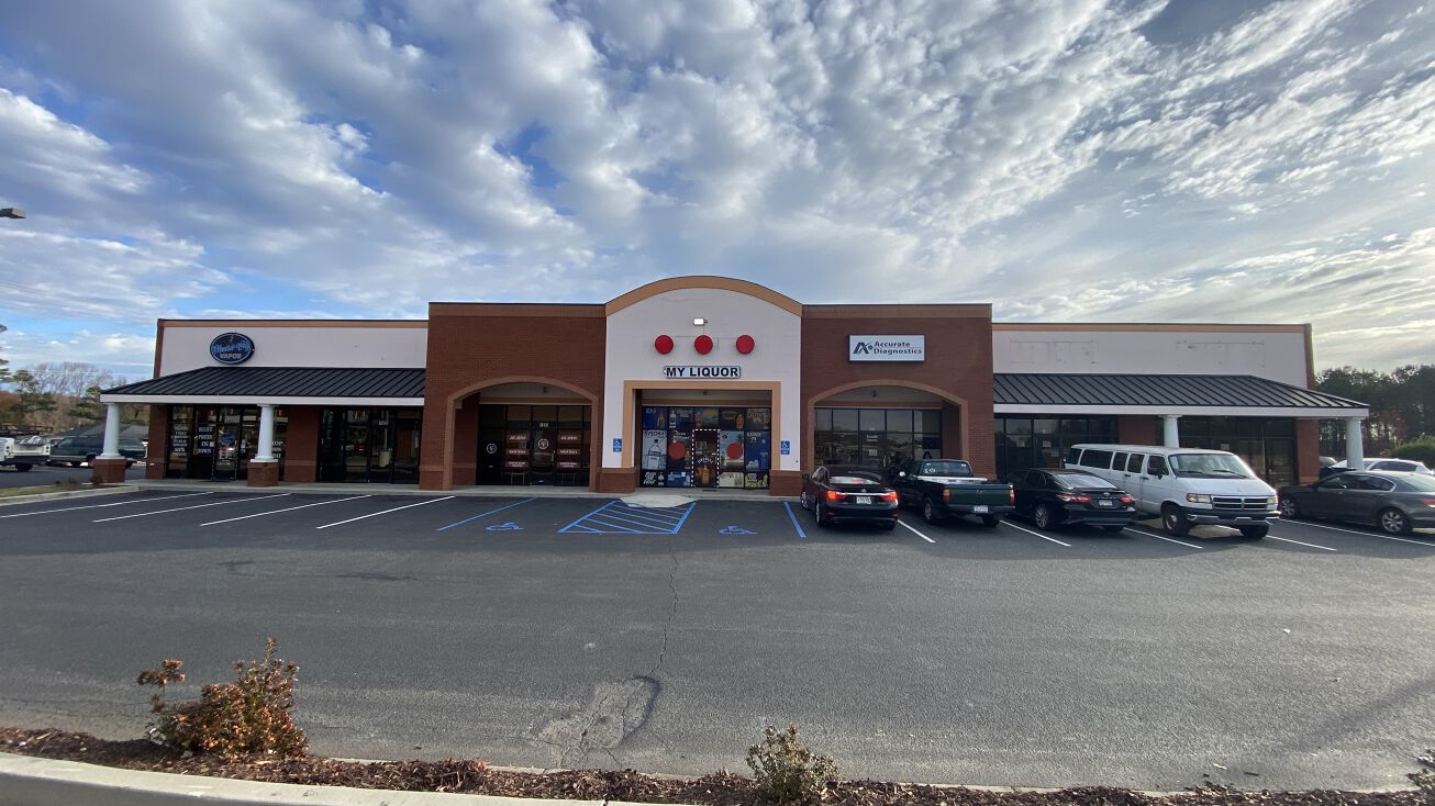 1490 Pearman Dairy Rd, Anderson, SC 29625 Retail Space for Lease