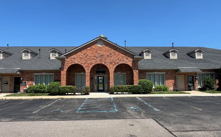 Pictures of Office property located at 42855 Garfield Rd, Clinton Twp, MI 48038 for lease - image #1