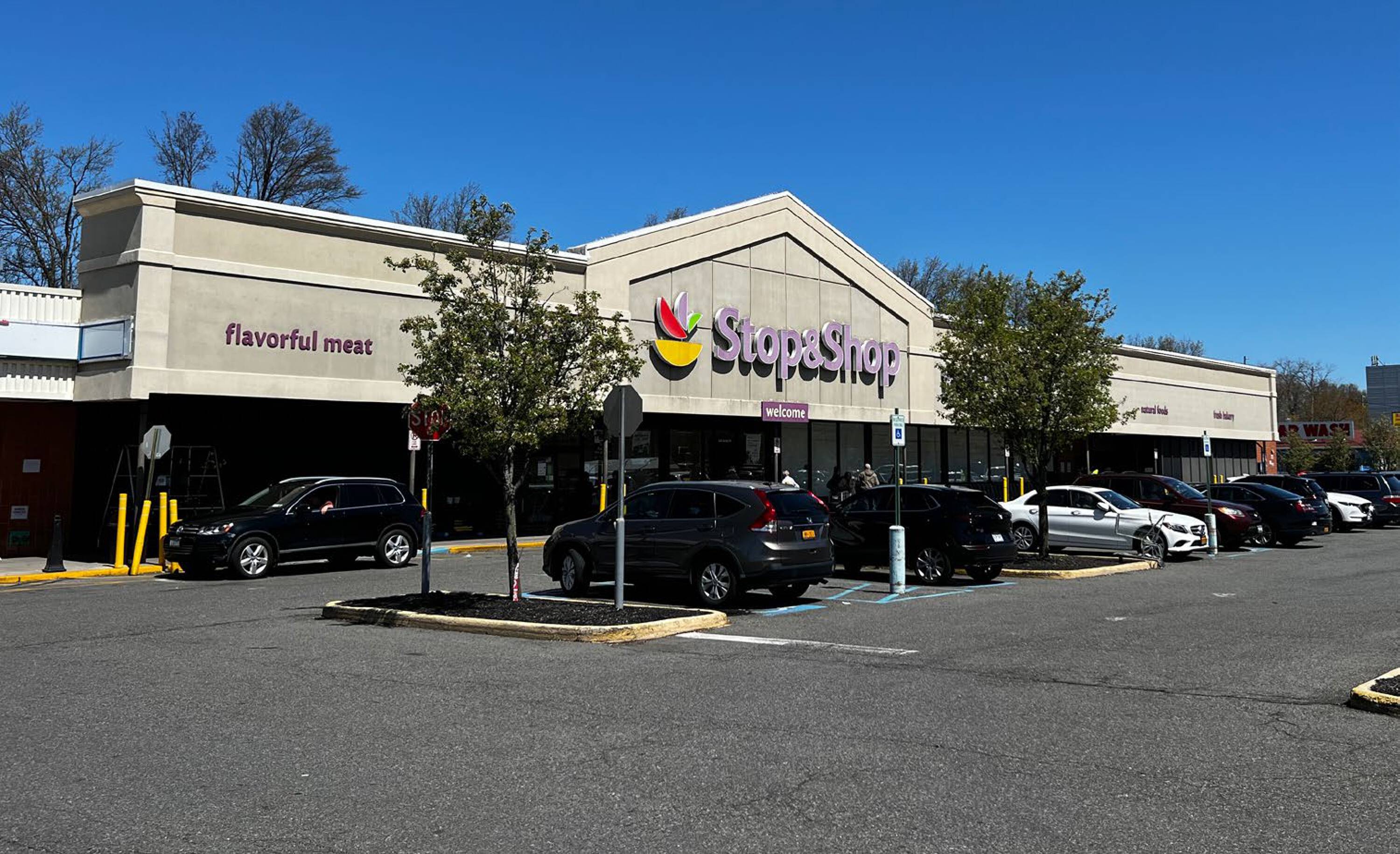 4343 Amboy Rd, Staten Island, NY 10312