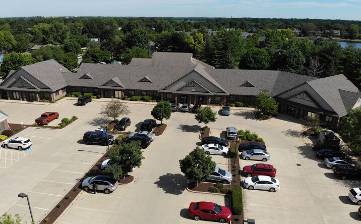 Pictures of Office property located at 2918 Crossing Ct, Champaign, IL 61822 for lease - image #1