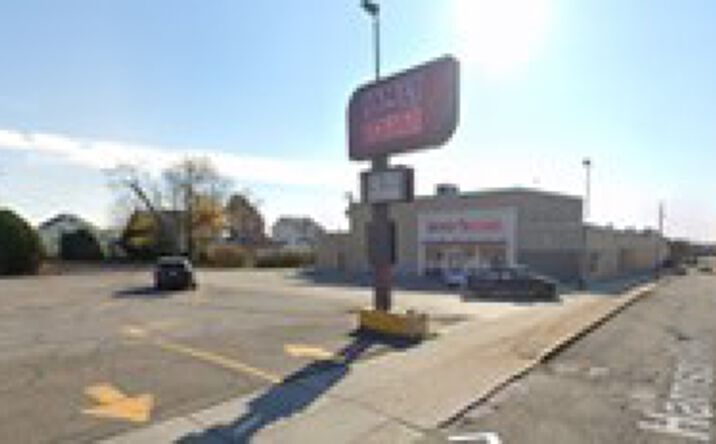 Pictures of Retail property located at 1308 Harrison Ave SW, Canton, OH 44706 for lease - image #1