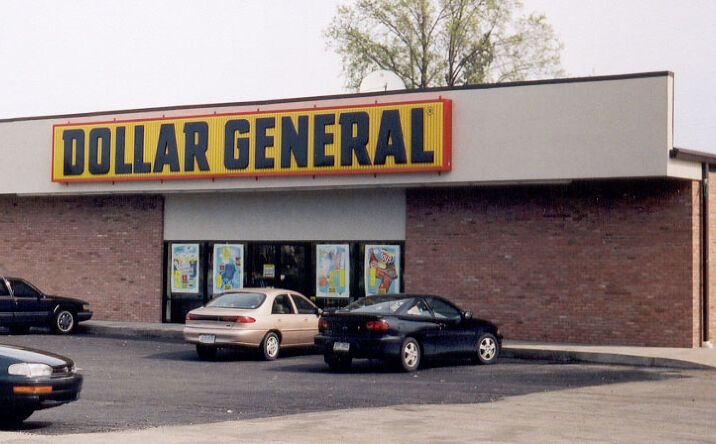 Pictures of Retail property located at 843 Sharon New Castle Rd, Farrell, PA 16121 for lease - image #1