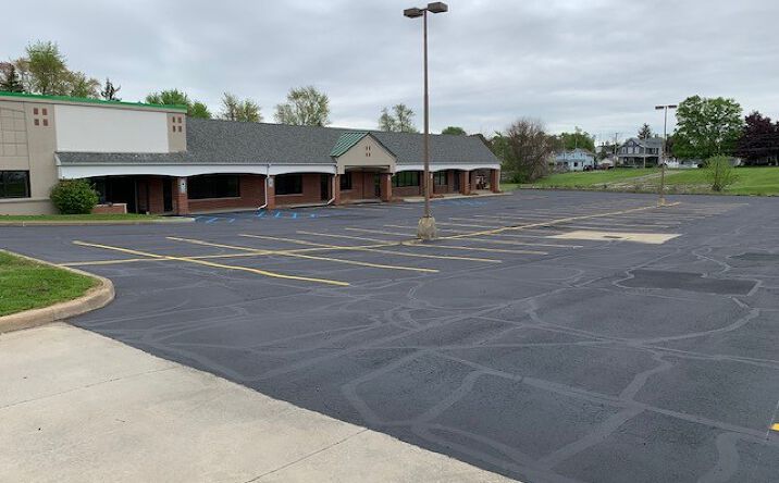 Pictures of Retail property located at 250 Castalia St, Bellevue, OH 44811 for lease - image #1
