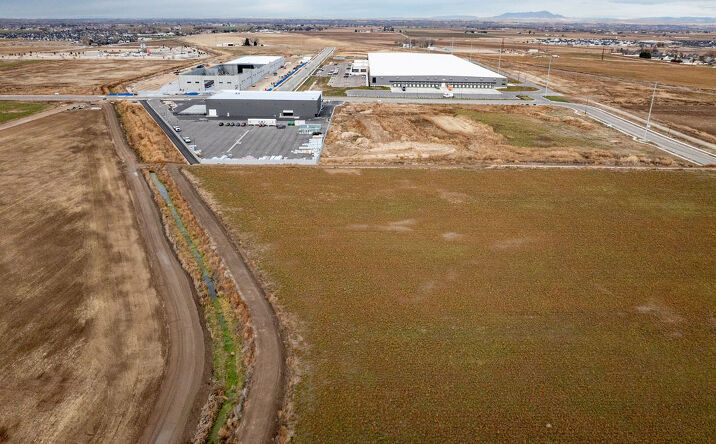 Pictures of Retail, Office, Industrial property located at 17540 Midland Blvd, Nampa, ID 83687 for lease - image #1