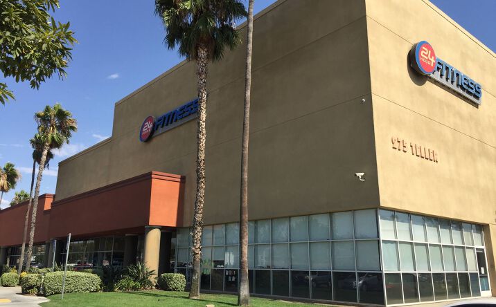 Pictures of Retail property located at 275 Teller Street, Corona, CA 92879 for lease - image #1