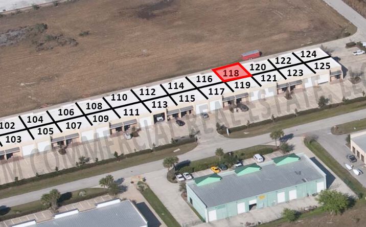 Pictures of Industrial property located at 28041 Airpark Dr, Punta Gorda, FL 33982 for lease - image #1