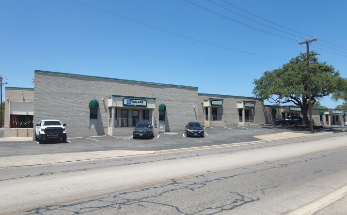 Pictures of Industrial property located at 408 W Nakoma Dr, San Antonio, TX 78216 for lease - image #1