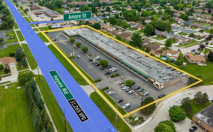 Pictures of Retail property located at 40280-40522 Hayes, Clinton Township, MI 48038 for lease - image #1