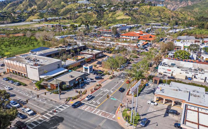 Pictures of Retail, Office property located at 23405 Pacific Coast Hwy, Malibu, CA 90265 for lease - image #1
