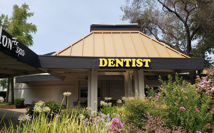 Pictures of Retail property located at 106 N Sunrise Ave, Roseville, CA 95661 for lease - image #1
