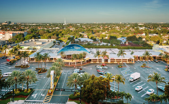 Pictures of Retail, Office, Restaurant property located at 4703 N. Ocean Drive, Sea Ranch Lakes, FL 33308 for lease - image #1