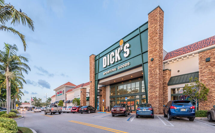 Pictures of Retail, Restaurant property located at 11800 Mills Drive, Miami, FL 33183 for lease - image #1