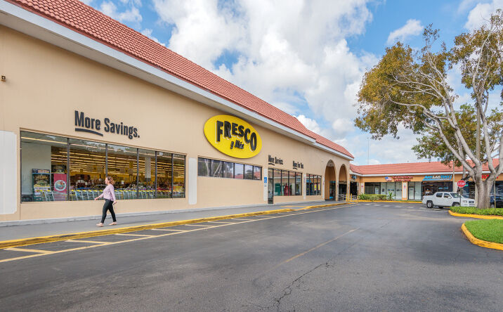 Pictures of Retail property located at 7480 SW 117th Ave, Miami, FL 33183 for lease - image #1