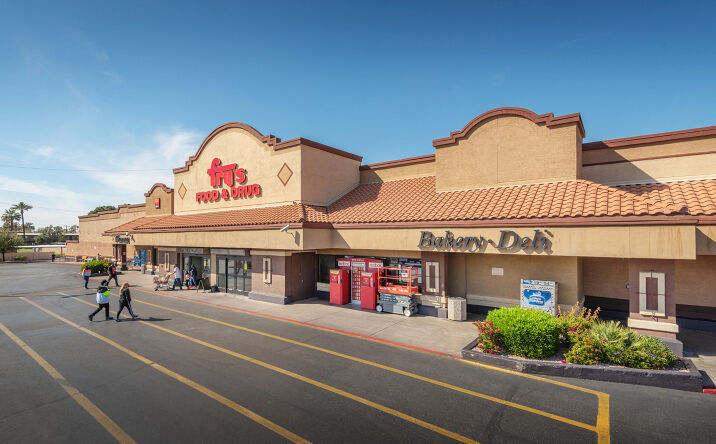 Pictures of Retail, Restaurant property located at 744 W. Camelback Road, Phoenix, AZ 85013 for lease - image #1