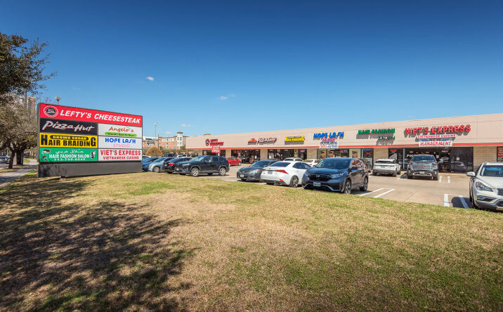 Pictures of Retail, Restaurant property located at 8057 A Kirby Drive, Houston, TX 77054 for lease - image #1