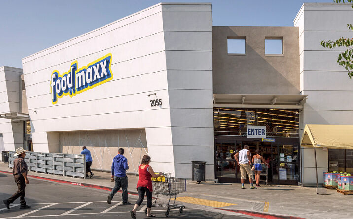 Pictures of Retail, Restaurant property located at 2001 Sebastopol Rd, Santa Rosa, CA 95407 for lease - image #1