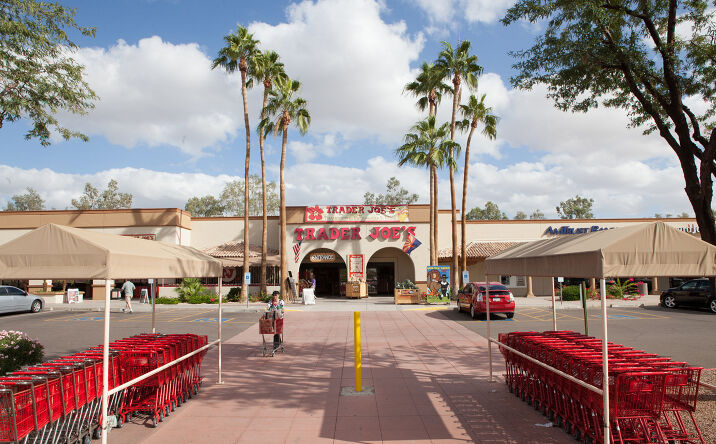 Pictures of Retail, Restaurant property located at 4005 E. Chandler Blvd, Ste 1, Phoenix, AZ 85048 for lease - image #1