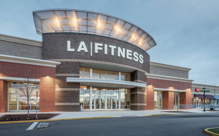 Pictures of Retail property located at 7905 Hilltop Village Center, Alexandria, VA 22315 for lease - image #1