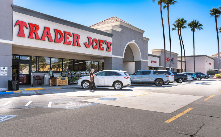 Pictures of Retail, Restaurant property located at 1114 Irvine Blvd, Tustin, CA 92780 for lease - image #1