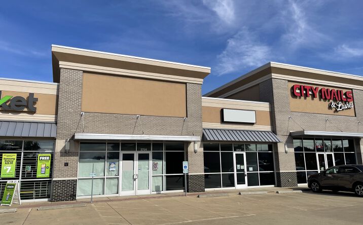 Pictures of Retail property located at 2714 N Prospect Ave, Champaign, IL 61822 for lease - image #1
