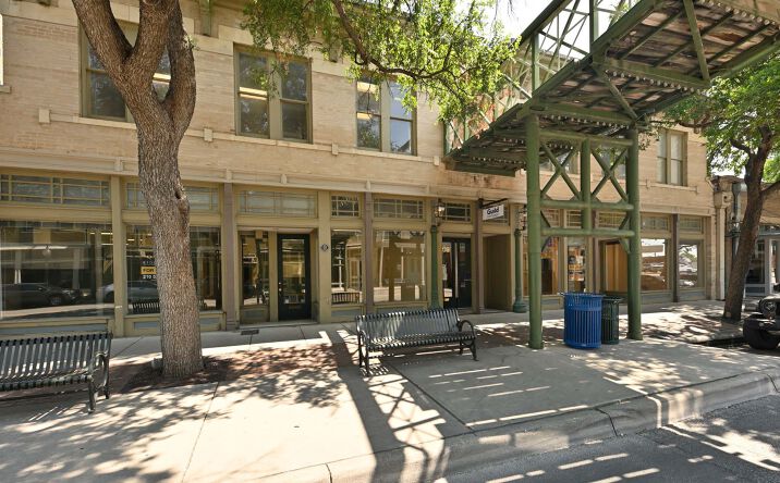 Pictures of Office property located at 1145 E Commerce St, San Antonio, TX 78205 for lease - image #1