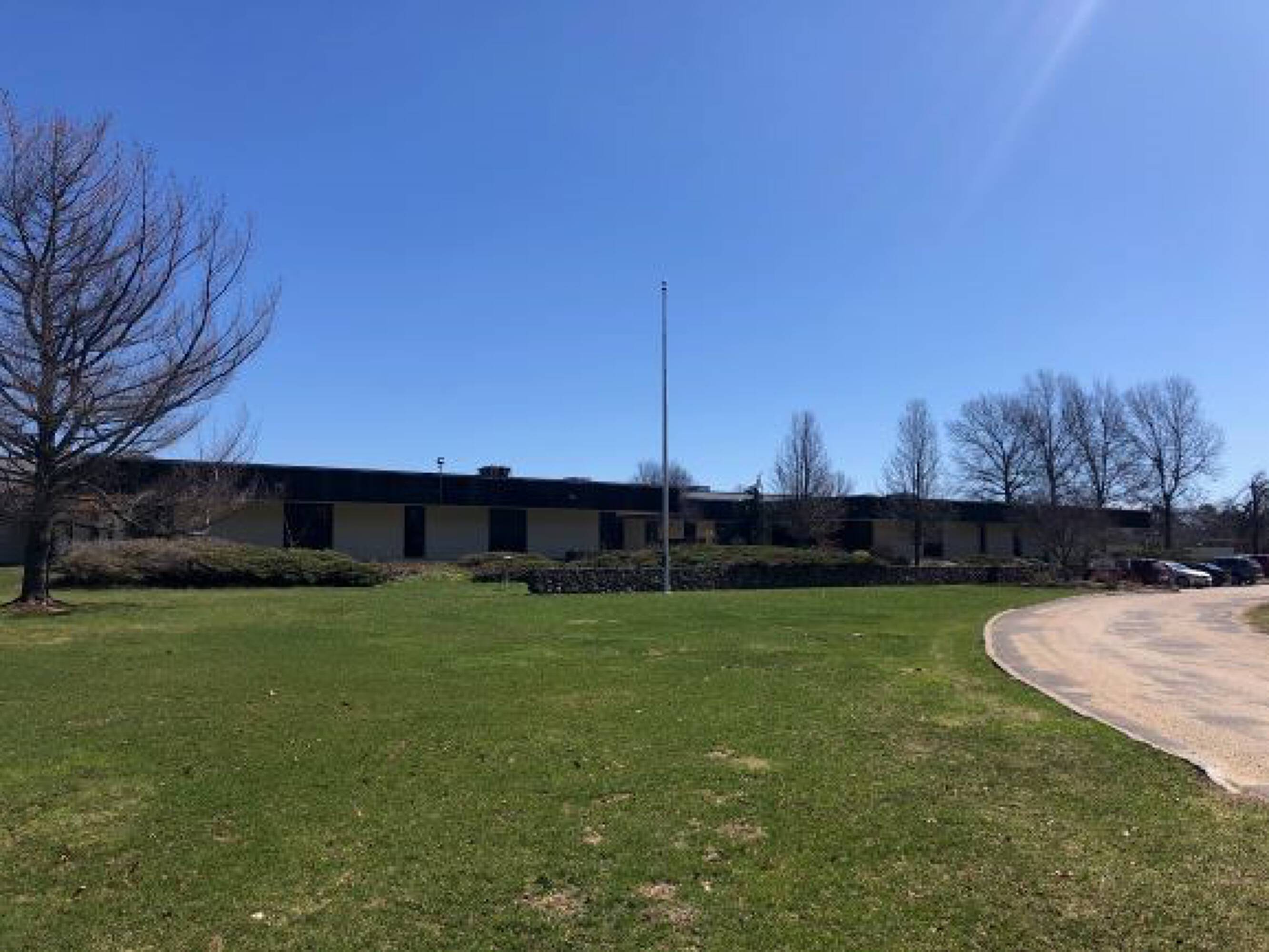 1100 Buckingham St, Watertown, CT 06795