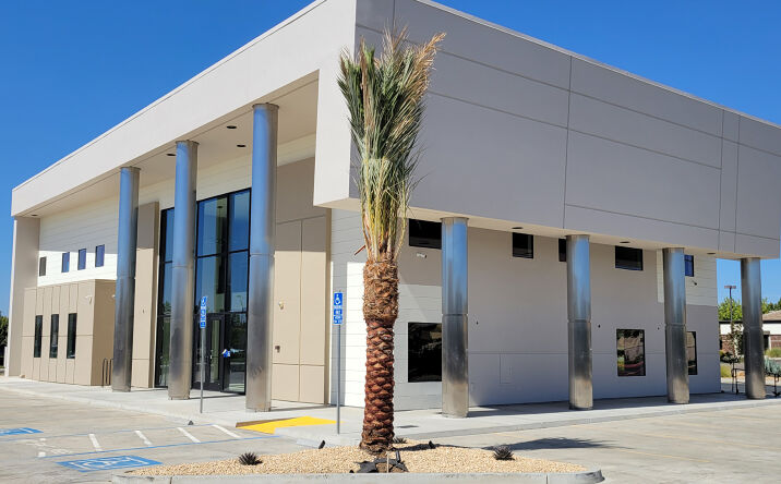 Pictures of Office property located at 7590 N Colonial Ave, Fresno, CA 93711 for lease - image #1