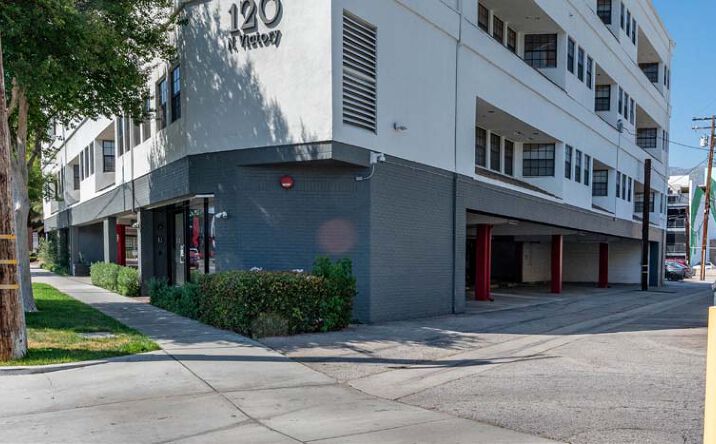 Pictures of Office property located at 120 N Victory Blvd, Burbank, CA 91502 for lease - image #1