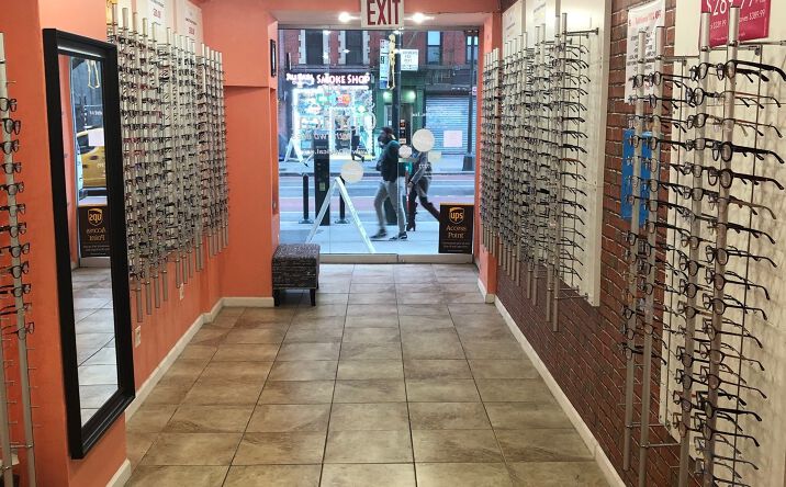 Pictures of Retail property located at 329 E 14th St, New York, NY 10003 for lease - image #1