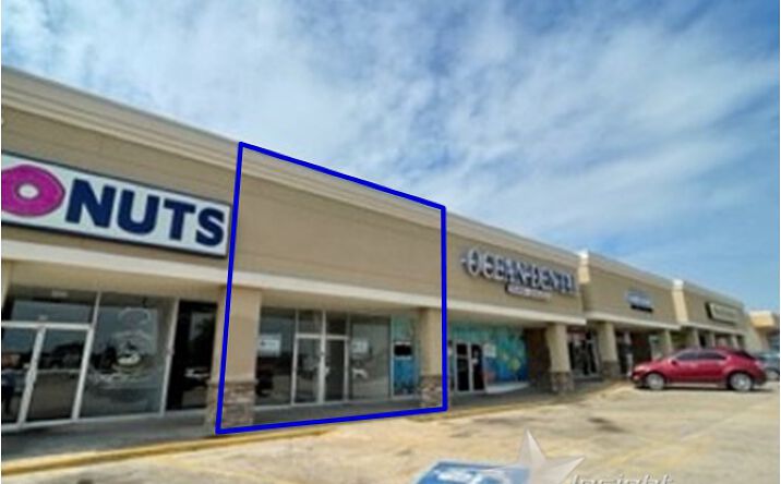 Pictures of Retail property located at 5312 NW Cache Rd, Lawton, OK 73505 for lease - image #1