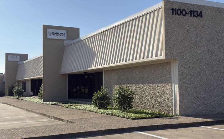 Pictures of Industrial property located at 1100-1198 Commerce Dr, Richardson, TX 75081 for lease - image #1