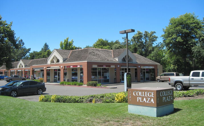 Pictures of Retail, Restaurant property located at 2101 W. College Avenue, Santa Rosa, CA 95401 for lease - image #1