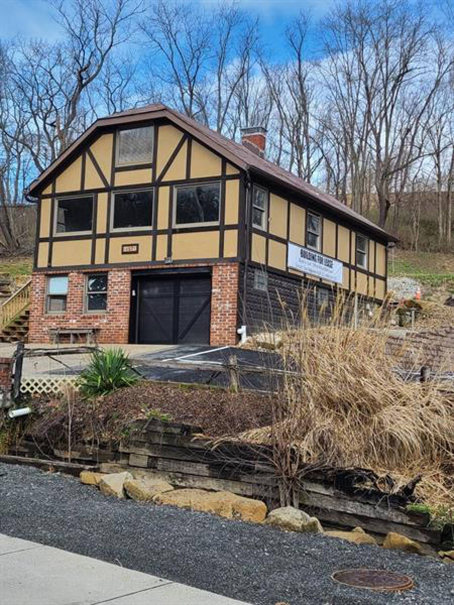 127 Camp Ln, McMurray, PA 15317