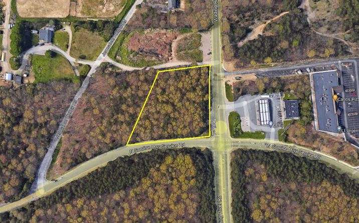Pictures of Land property located at N. Service Road of Sunrise Highway & Wading River Road, Center Moriches, NY 11934 for lease - image #1