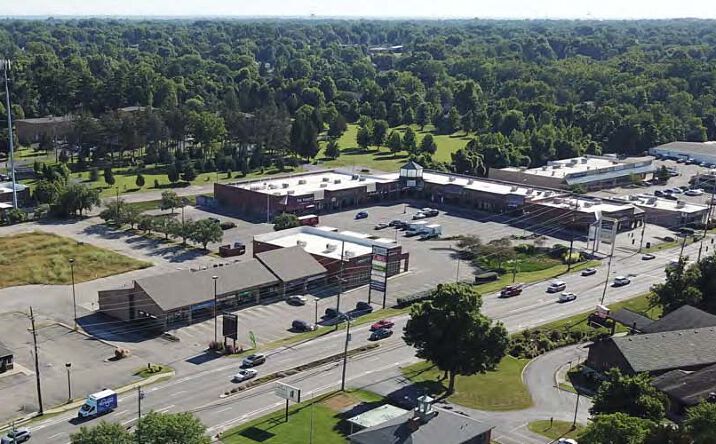 Pictures of Retail property located at 8092-8176 Beechmont Avenue, Cincinnati, OH 45255 for lease - image #1